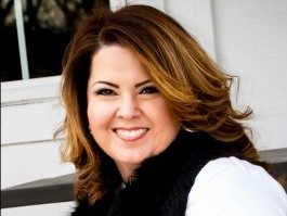 Picture of Yvette Memijes