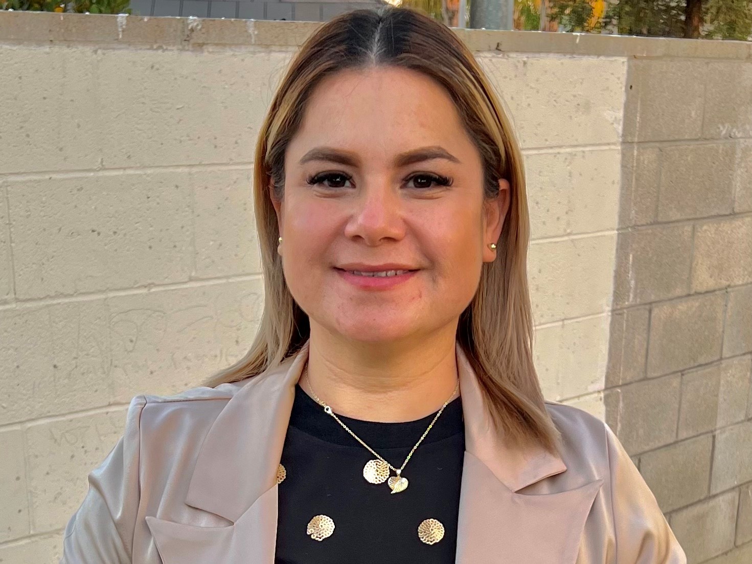 Ana Isabel Soriano Bakersfield, CA Representative Primerica