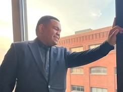 Picture of Hector Villalona