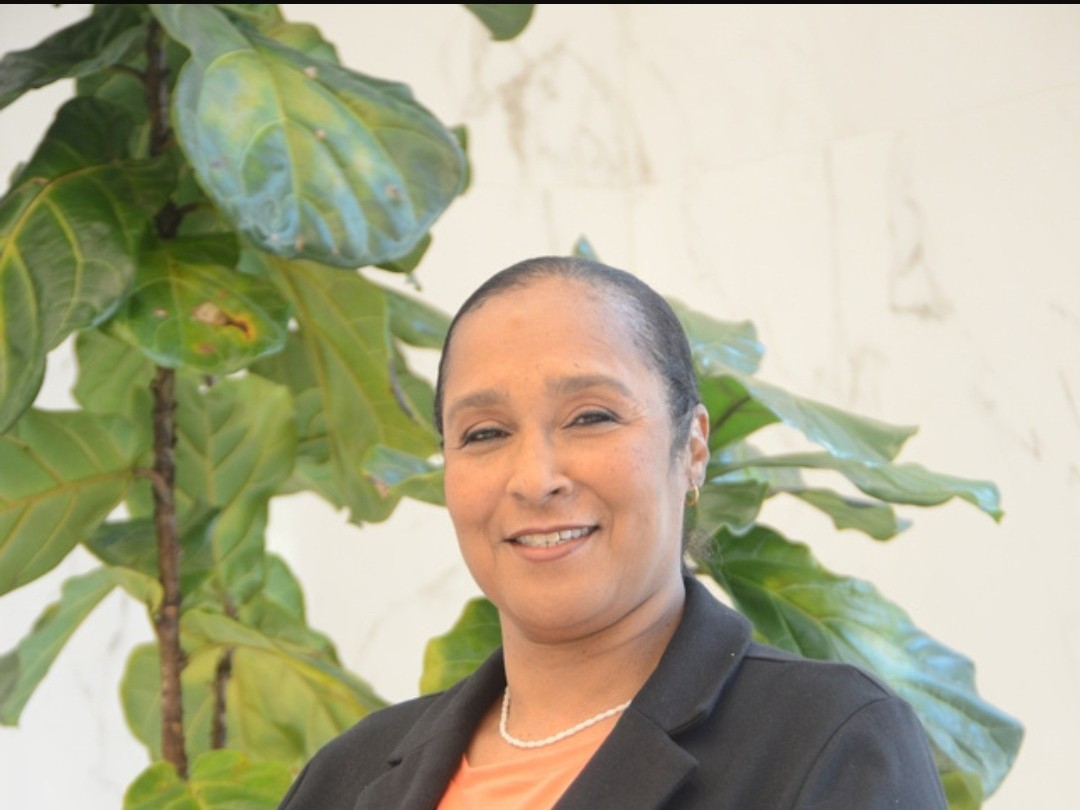 Picture of Paulon Eton Britt