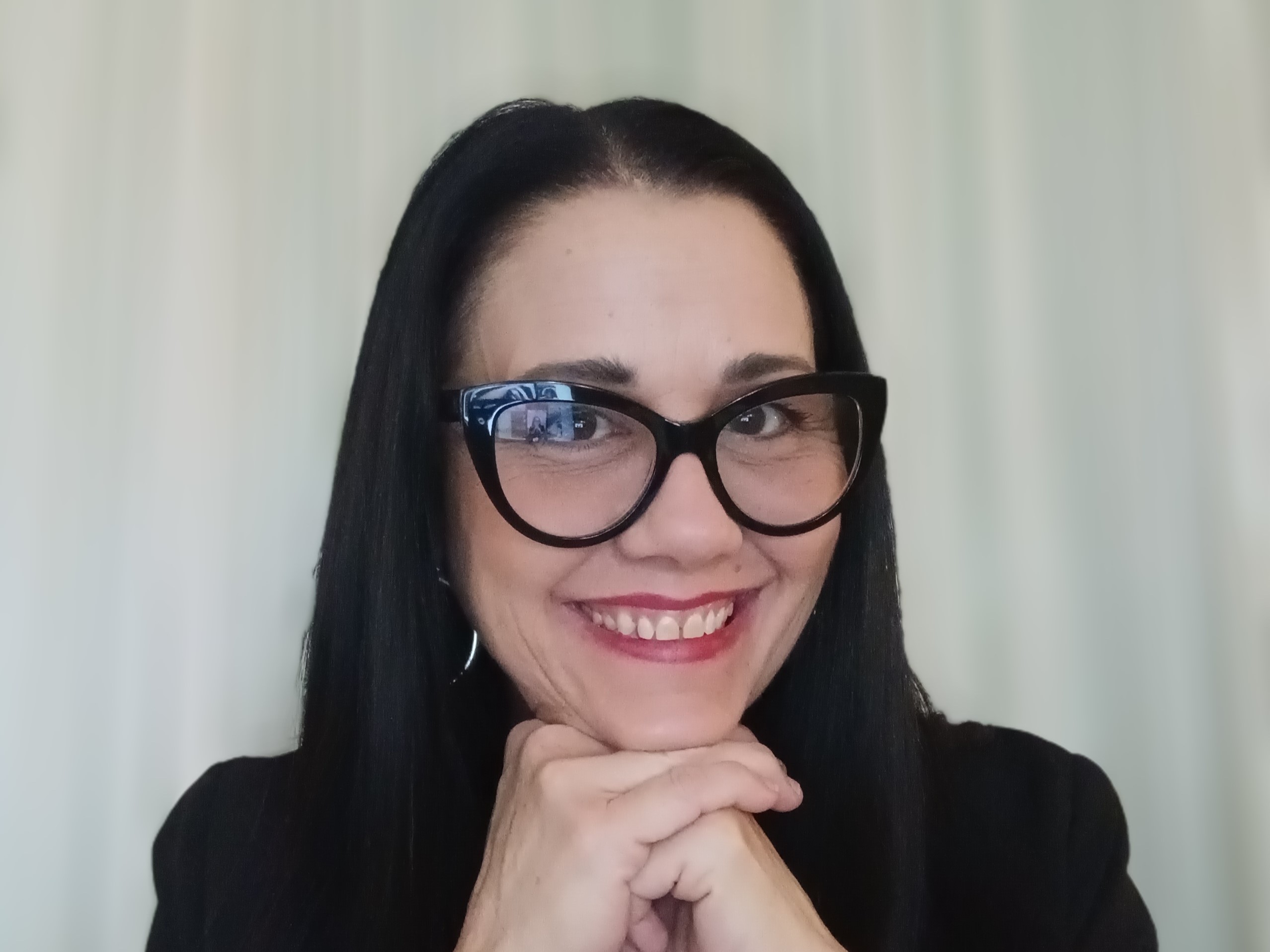 Picture of Elizabeth Hardin