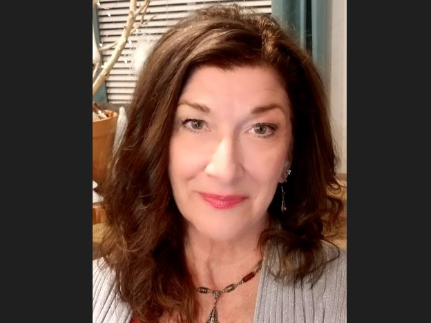 Picture of Gina Soares