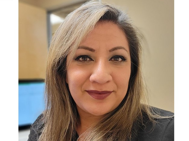 Picture of Eva Valenzuela