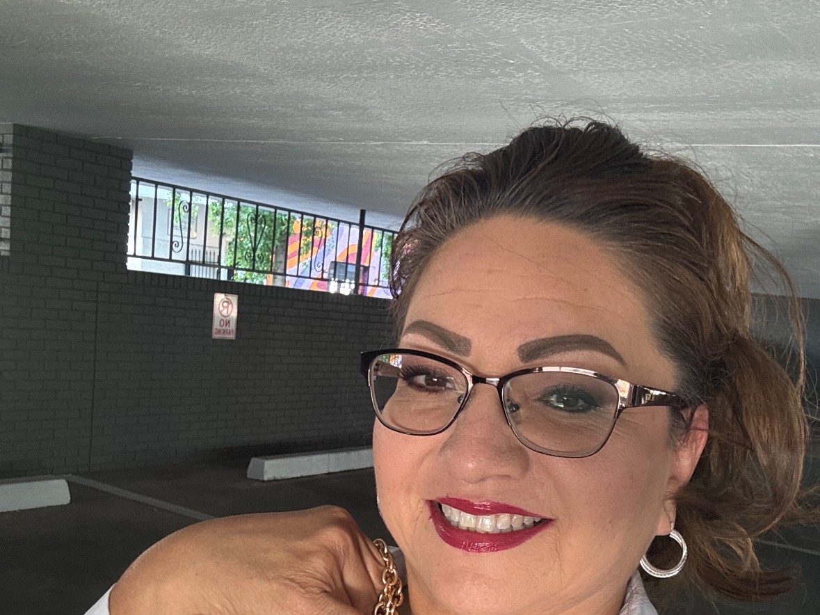 Picture of Patti Sifuentes