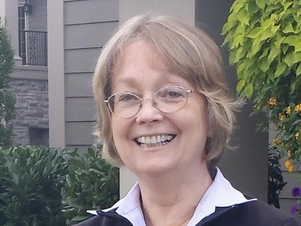 Picture of Linda A Tary